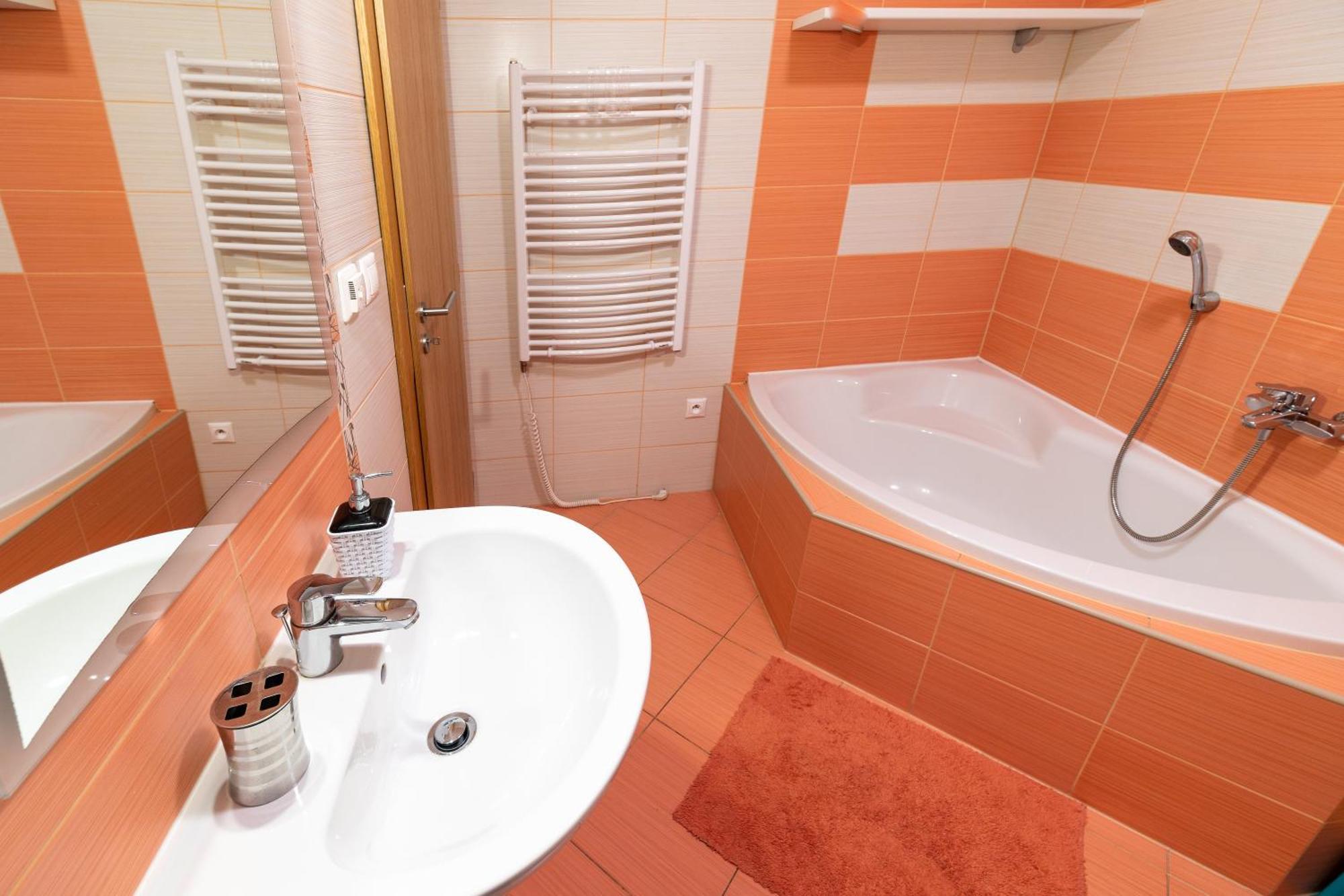 טאלה Rodinny Apartman Slnecnica מראה חיצוני תמונה