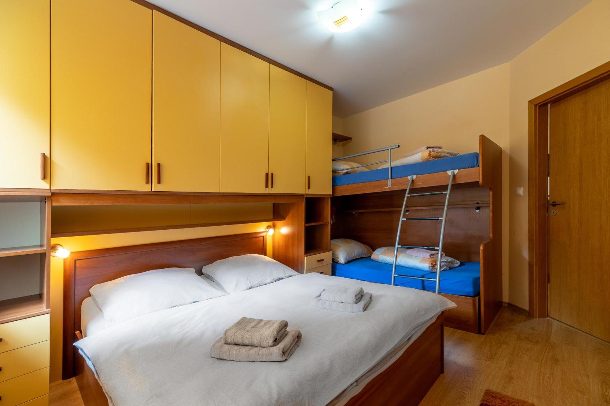 טאלה Rodinny Apartman Slnecnica מראה חיצוני תמונה