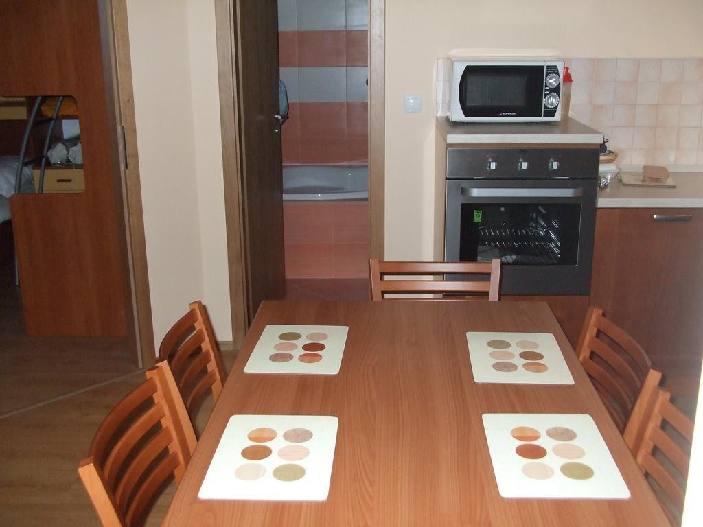 טאלה Rodinny Apartman Slnecnica מראה חיצוני תמונה