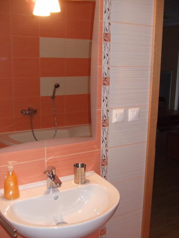 טאלה Rodinny Apartman Slnecnica מראה חיצוני תמונה